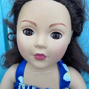 Alexander Doll with Blue Dress with and Brown Hair 2009